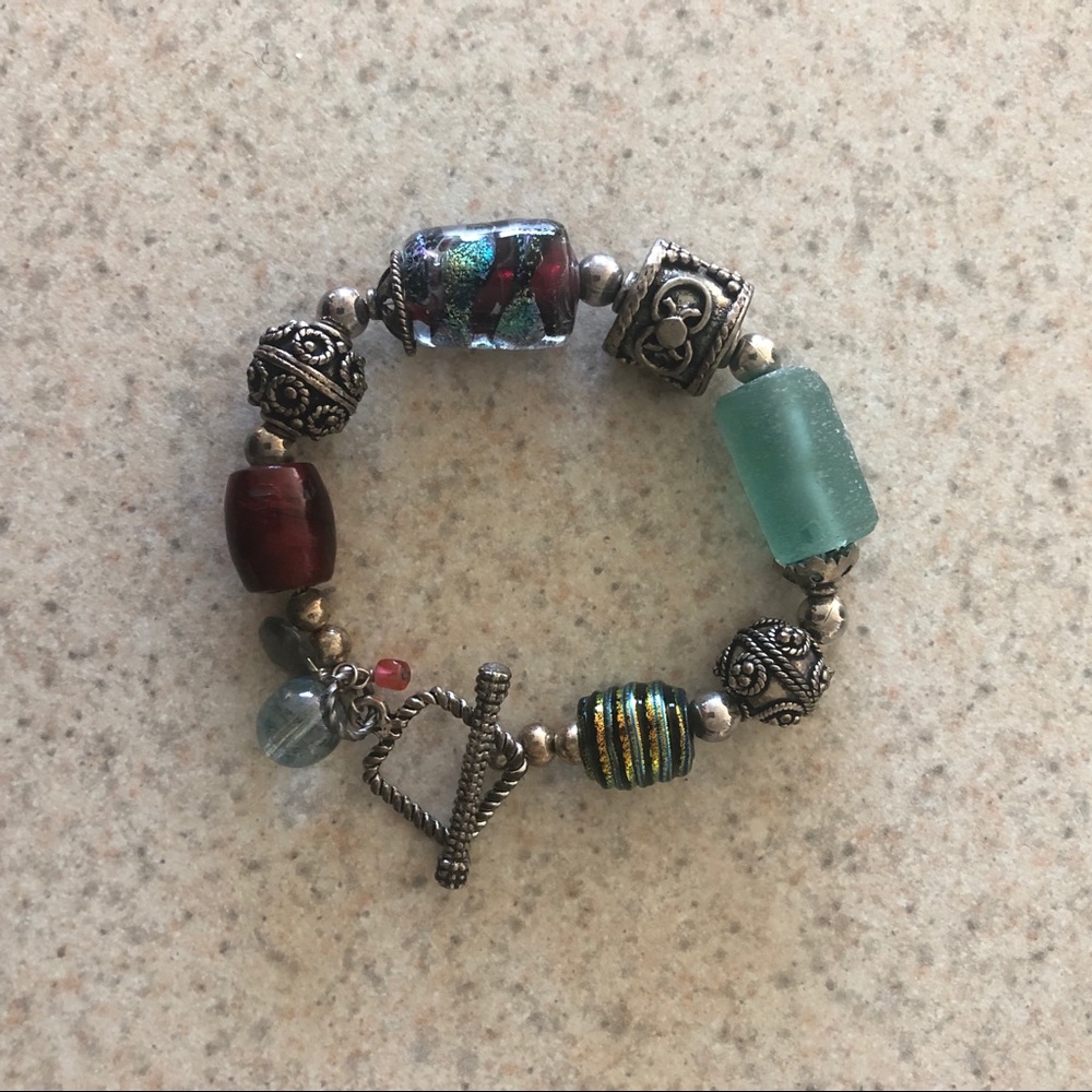Unique Glass Jewel Bracelet